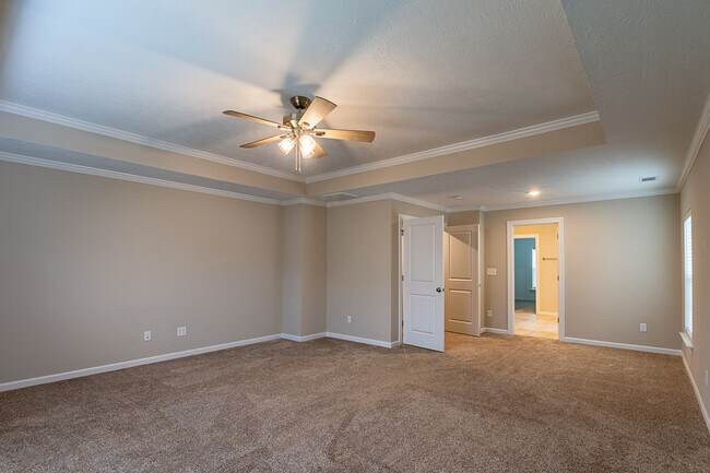 Building Photo - 453 Arrowwood Dr