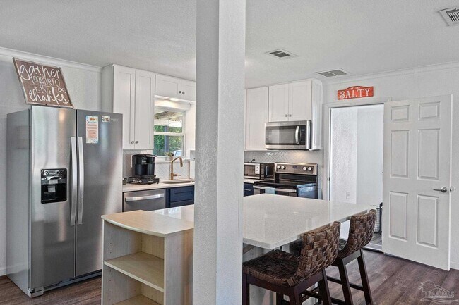 Building Photo - 5630 Balderas Ave