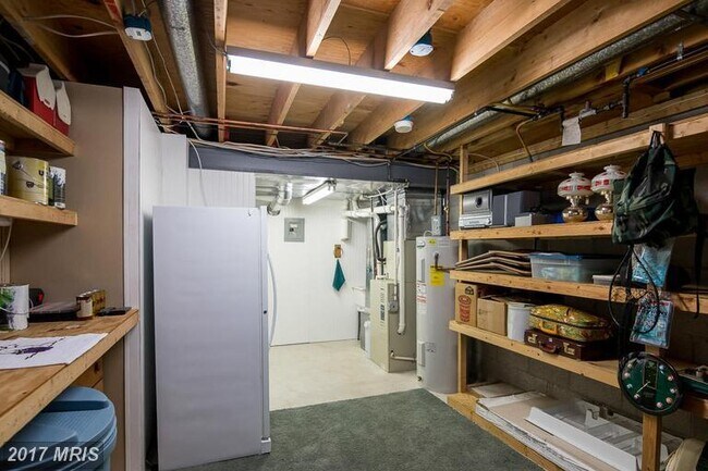 Building Photo - 3715 Valerie Carol Ct