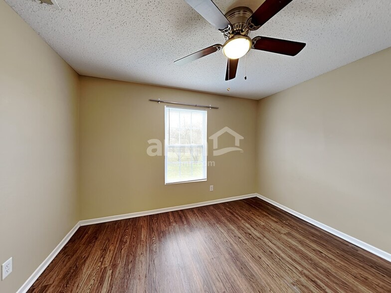 Building Photo - 6847 Tadpole Ct