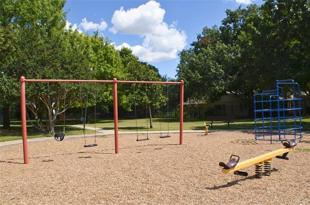 Building Photo - 15706 Havenrock Cir