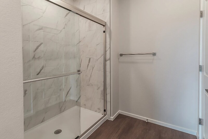 Building Photo - 6039 Red Barn Rd