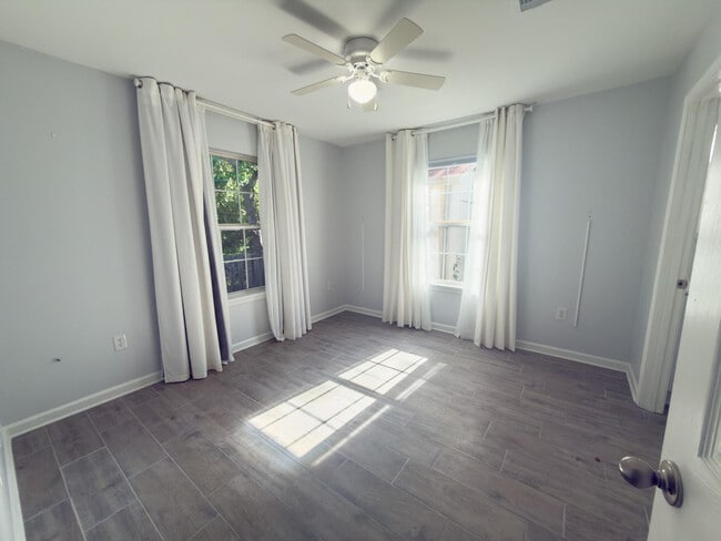 Building Photo - 8524 Laredo St