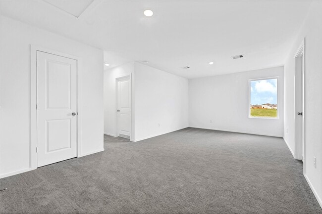 Building Photo - 201 Texas Pecan Dr