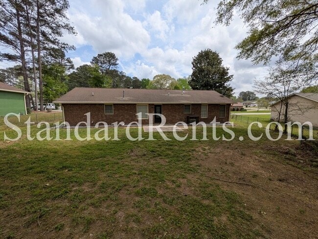 Building Photo - 5731 Buck Ct