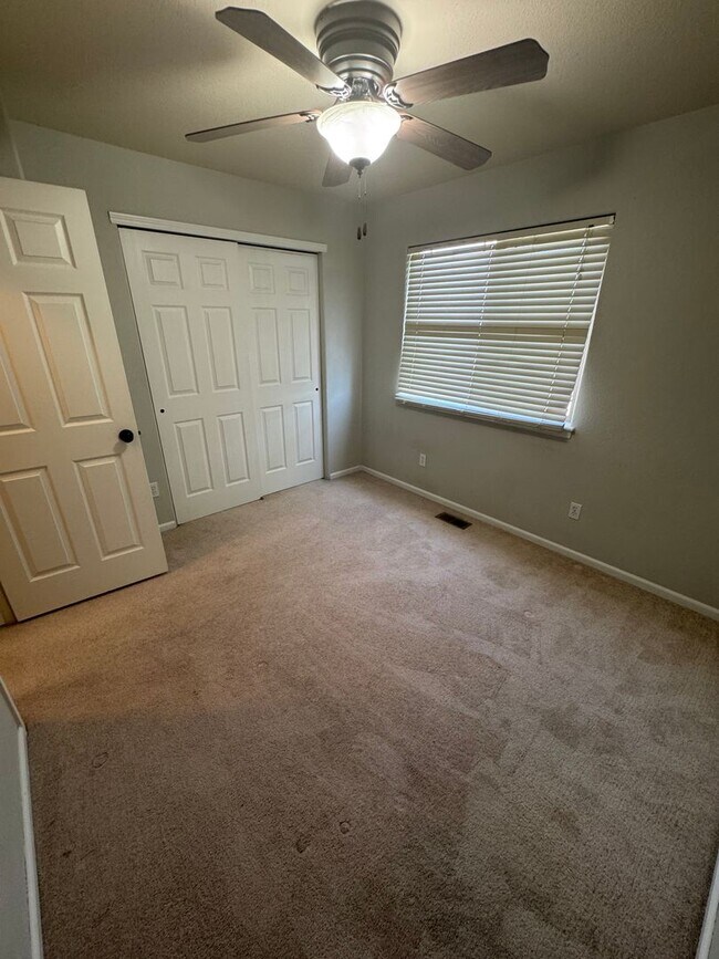 Building Photo - 4547 Hayler Ave