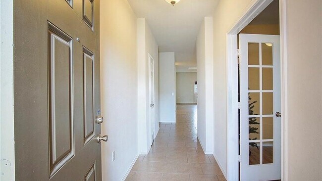 Building Photo - 7200 Longford Trail
