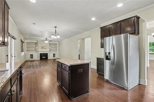 Building Photo - 550 Nichols View Way
