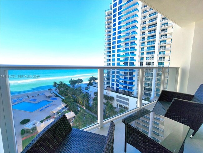 Building Photo - 3505 S Ocean Dr