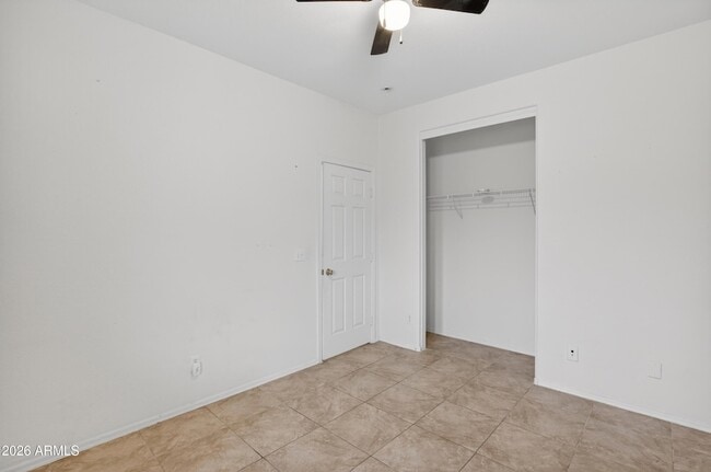 Building Photo - 1476 E Avenida Grande