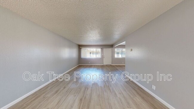 Building Photo - 312 Rodeo Ave