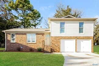 Building Photo - 3700 NW Gardenside Dr