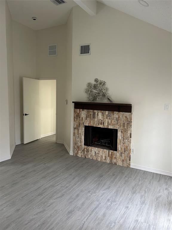 Building Photo - 1531 Rushworth Dr