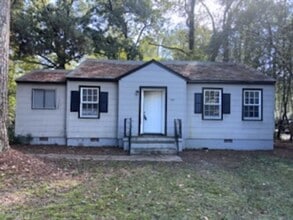 Building Photo - 217 S Sunset Terrace