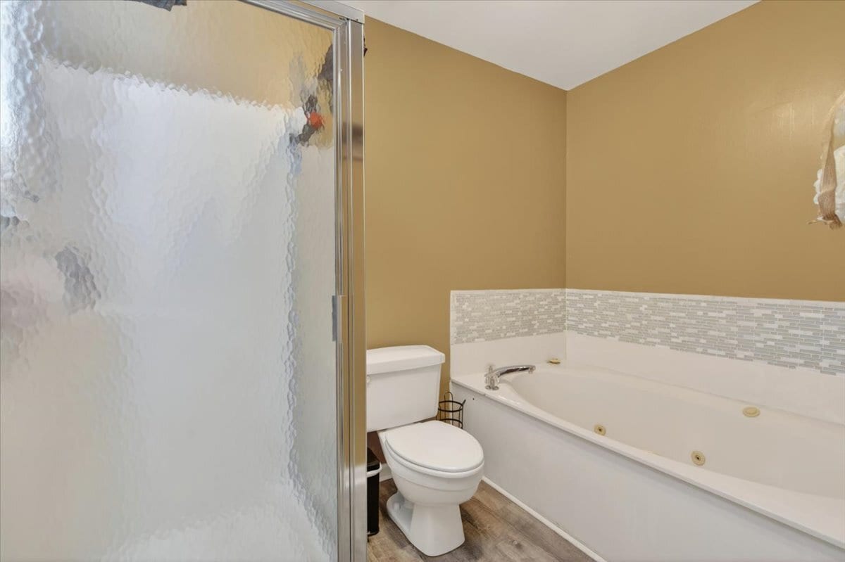 Building Photo - 5124 Rosemede Dr