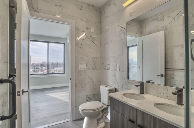 Building Photo - 3516 John F. Kennedy Blvd