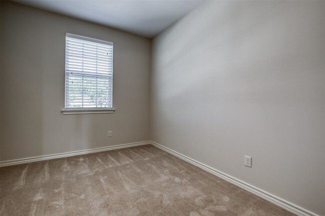 Building Photo - 126 Eagle Meadow Dr