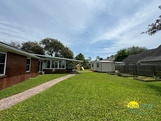 Building Photo - 109 Long Pointe Dr