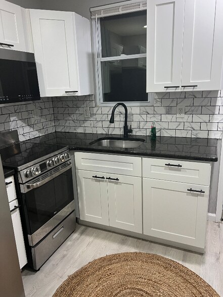 Building Photo - 2428 N 26th St