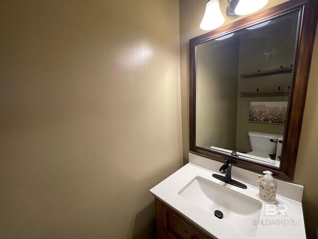 Building Photo - 31072 Oakleigh Dr