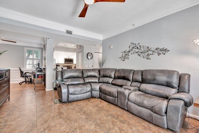 Building Photo - 275 Murcia Dr