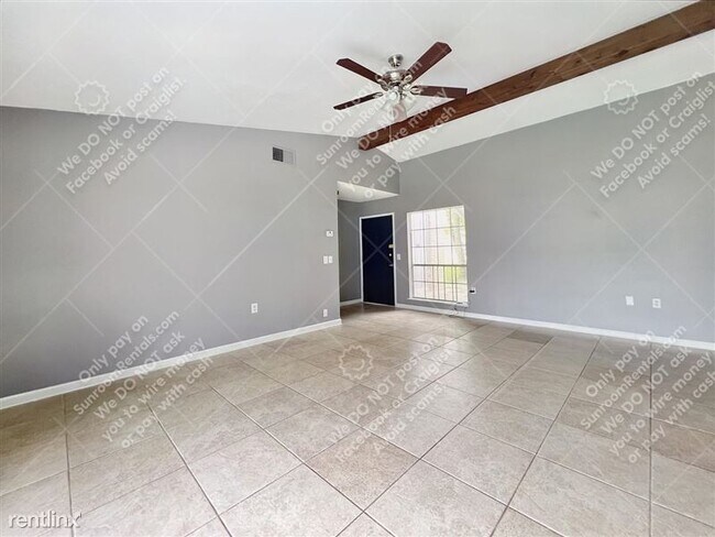 Building Photo - 8411 Collingwood-