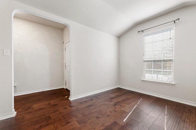 Building Photo - 13026 Maestro Spark