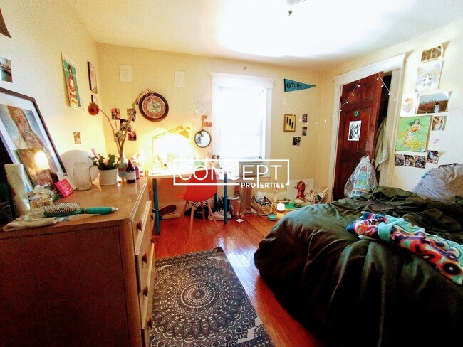 Building Photo - 89 Winthrop St