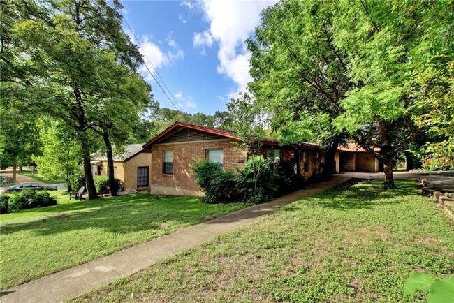 Primary Photo - 607 Bellevue Pl