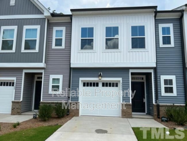 Primary Photo - 3311 Oak Pass Dr