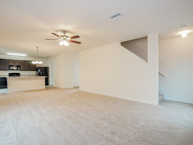 Building Photo - 6305 Merrifield Dr