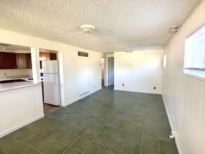 Building Photo - 905 9th Ave