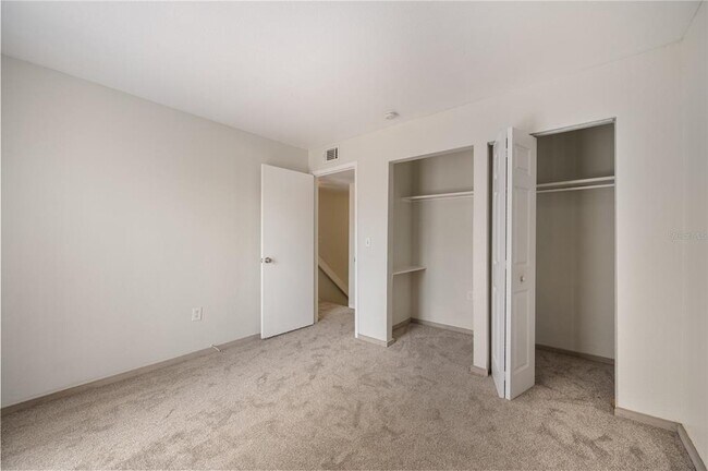 Building Photo - 1836 N Crystal Lake Dr