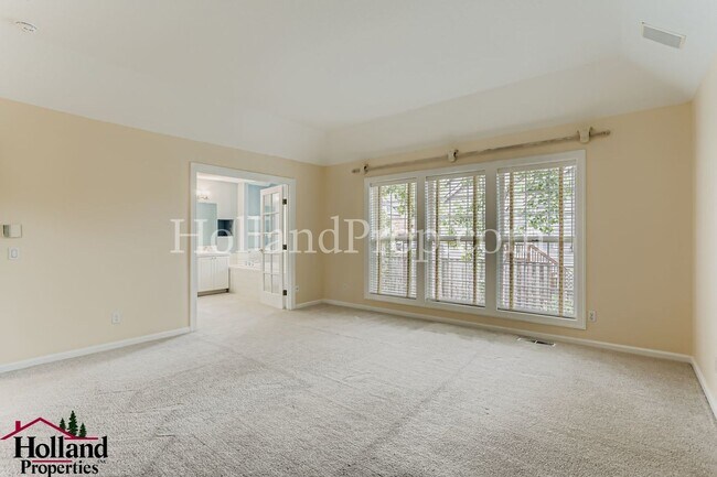 Building Photo - 14606 NW Applegate Ln