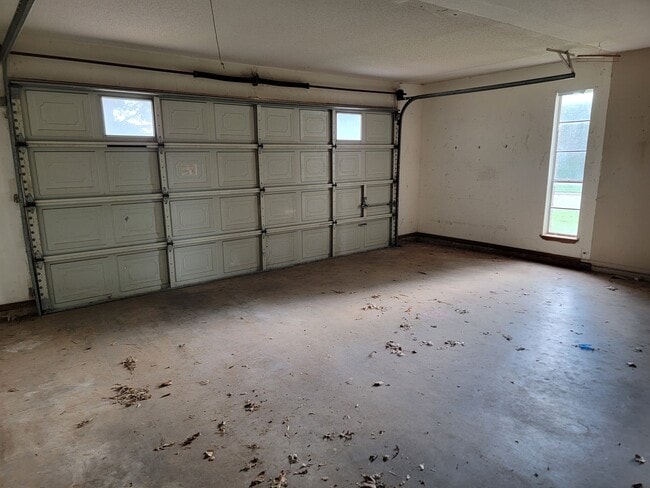 Building Photo - 3201 Chisholm Trail