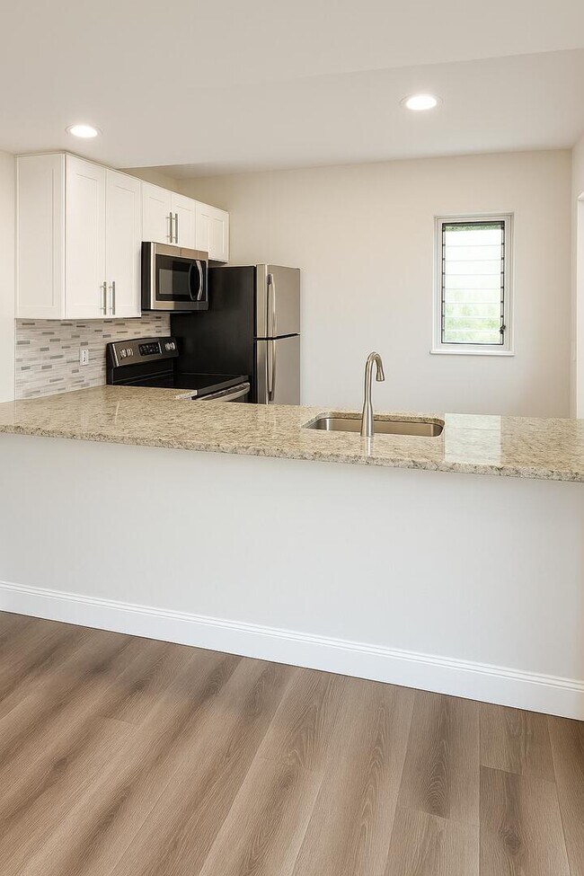 Building Photo - 965 Manor Dr