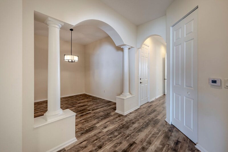 Building Photo - 2536 Bella Vista Cir