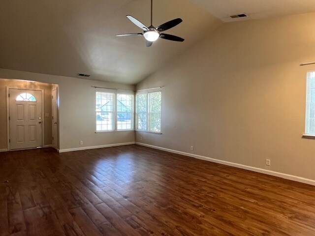 Building Photo - 1057 Windsor Way