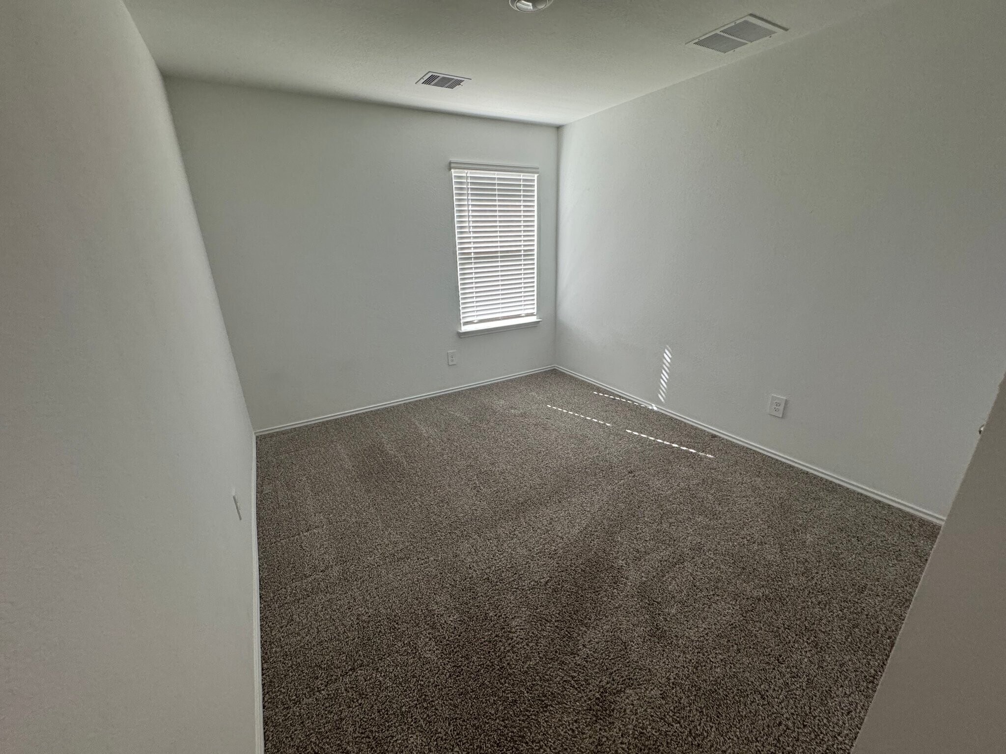 Building Photo - 5626 Vintage Oakmont Dr