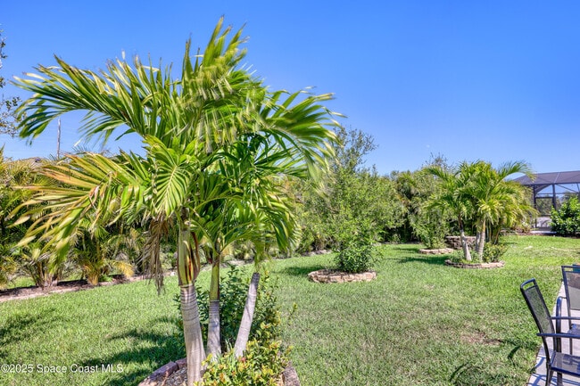 Building Photo - 4318 Lago Vis Dr