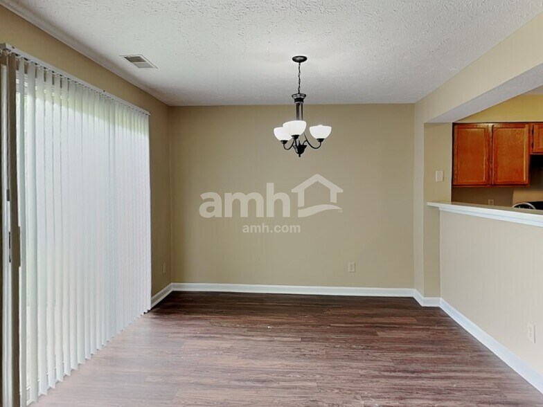 Building Photo - 6055 Polonius Ct