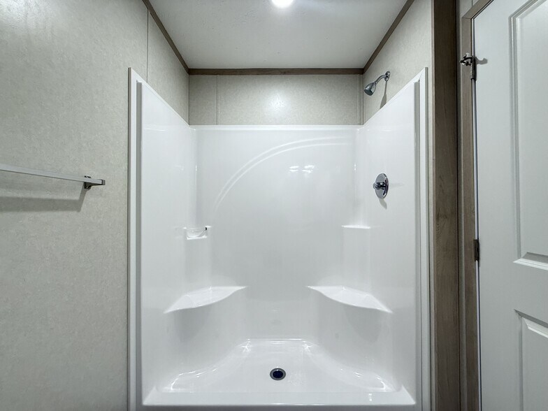 Building Photo - 29773 W Deerfield Ct