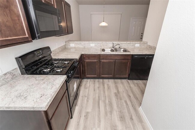 Building Photo - 22407 Porter Mountain Trl
