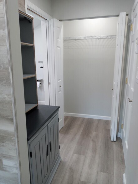 Front Bedroom Closet & storage - 14 High St