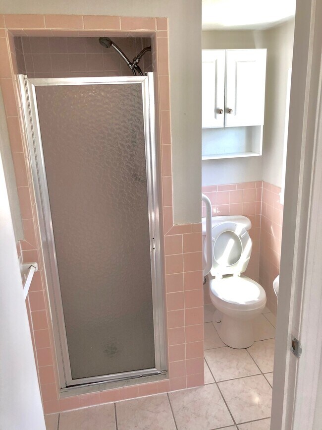 Building Photo - 252 Arcadia Blvd