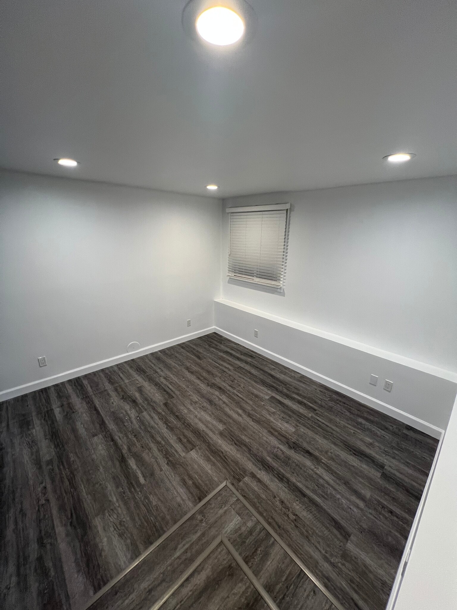 Living Room - 1010 Chester St