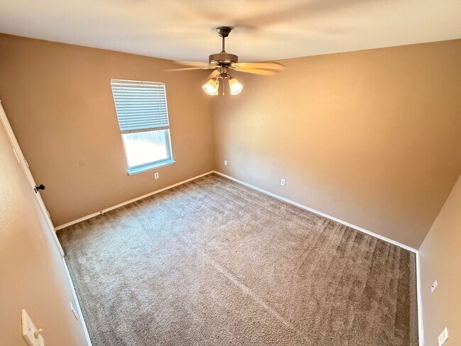 Building Photo - 10504 Aransas Dr