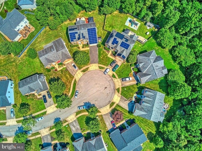 Building Photo - 8314 Sunnybrook Ct