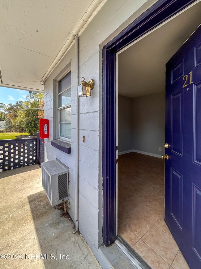 Building Photo - 1122 Woodruff Ave