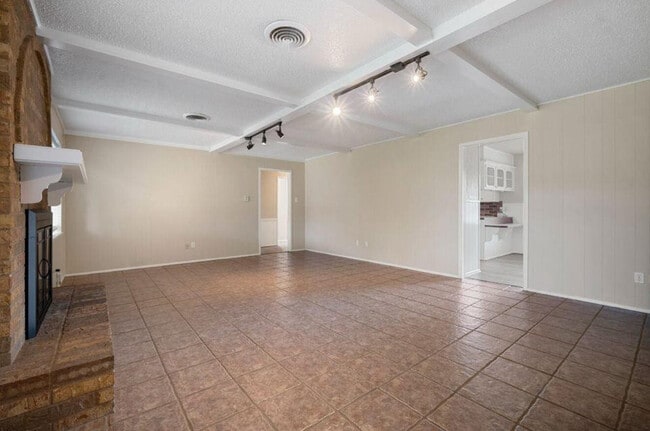 Building Photo - 4314 55th St